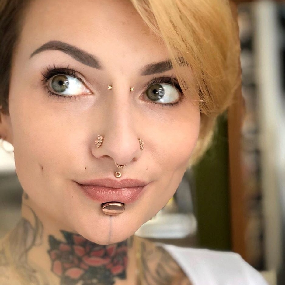 Oval labret deals