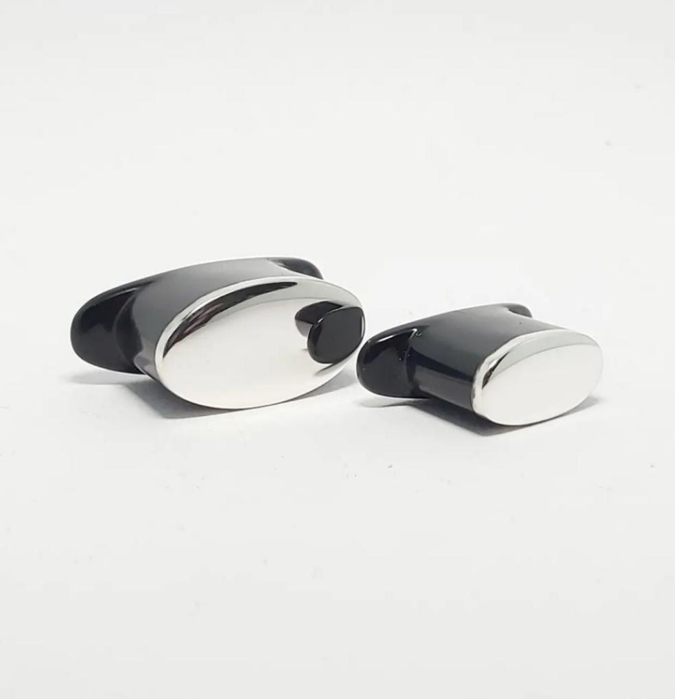 Delrin Oval Labret Plug | Sterling Silver Cap